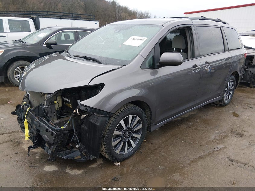 2019 Toyota Sienna Le 7 Passenger