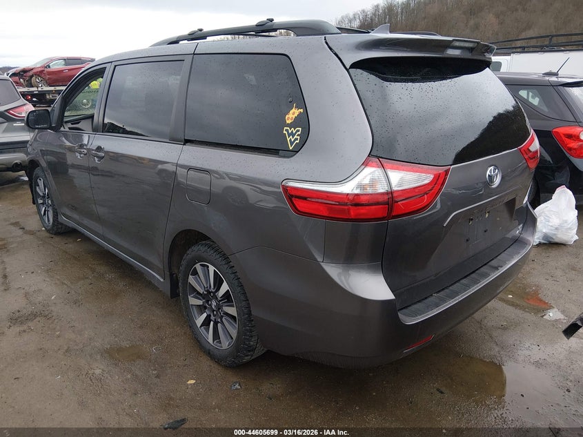 2019 Toyota Sienna Le 7 Passenger