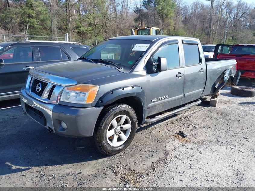 2011 Nissan Titan Sv