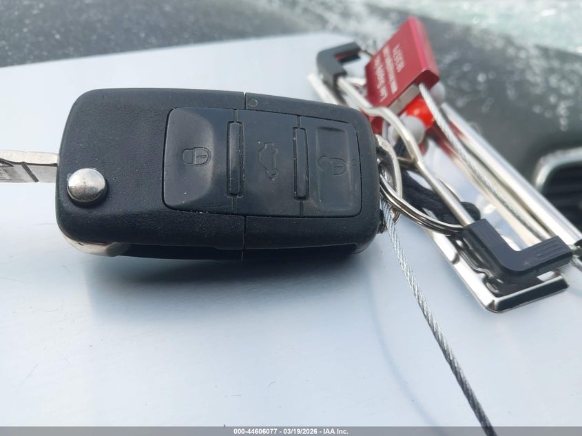 2008 Volkswagen Eos Turbo VIN: WVWBA71F08V044824 Lot: 44606077