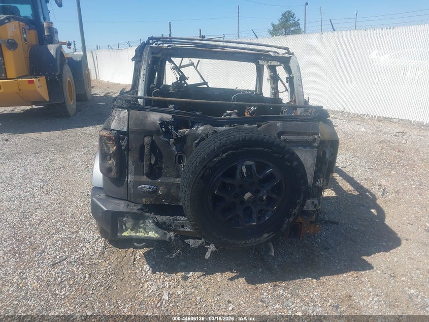 2023 Ford Bronco Outer Banks VIN: 1FMEE5DPXPLB39665 Lot: 44606136