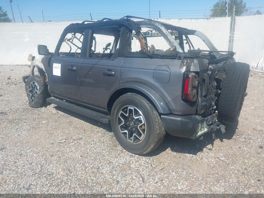 2023 FORD BRONCO auction photo 3