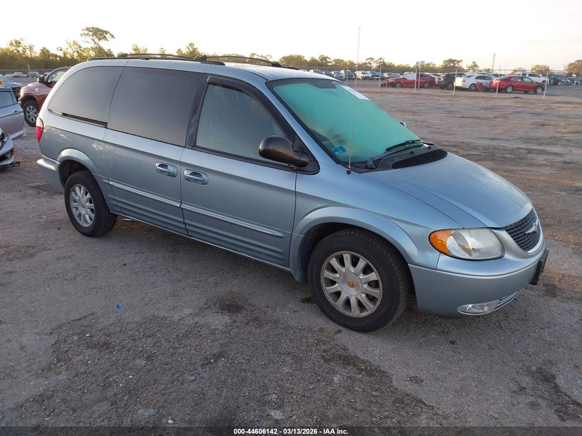 2003 Chrysler Town & Country Lxi