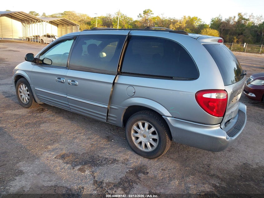 2003 Chrysler Town & Country Lxi