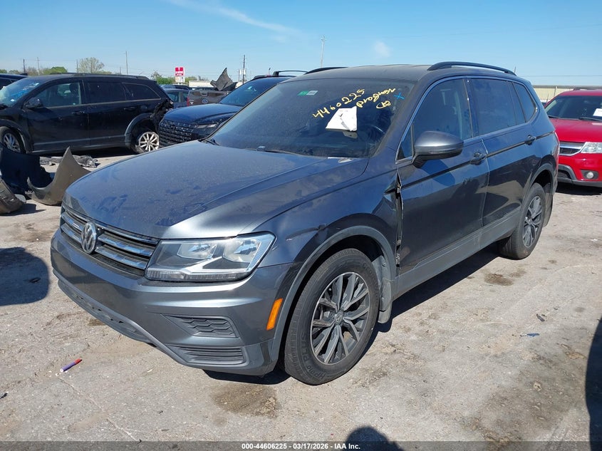 2019 Volkswagen Tiguan 2.0t Se/2.0t Sel/2.0t Sel R-Line/2.0t Sel R-Line Black 3VV3B7AX0KM155161 photo 1