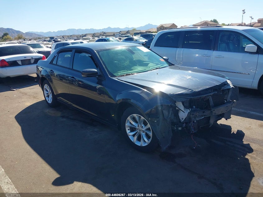 2015 Chrysler 300 Limited