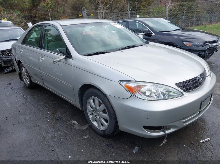 2004 Toyota Camry Xle