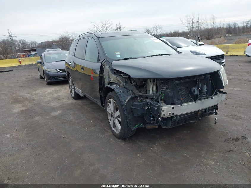 2016 Nissan Pathfinder Platinum