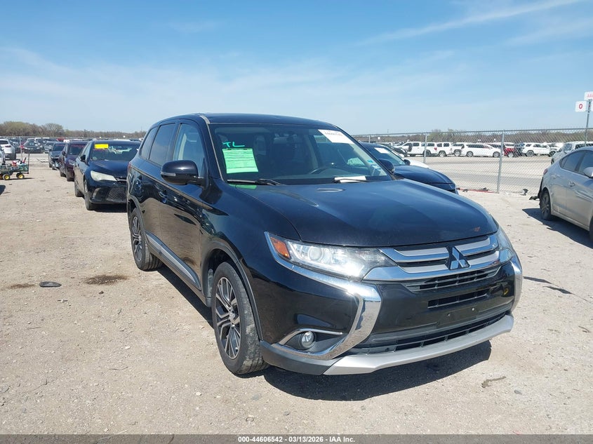 2016 Mitsubishi Outlander Se