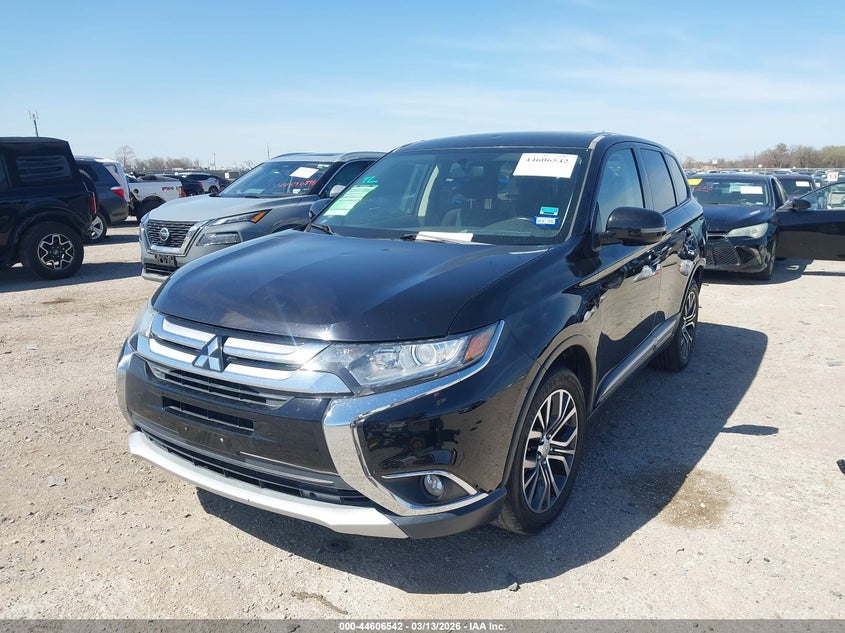 2016 Mitsubishi Outlander Se