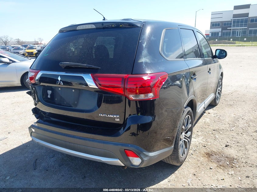 2016 Mitsubishi Outlander Se