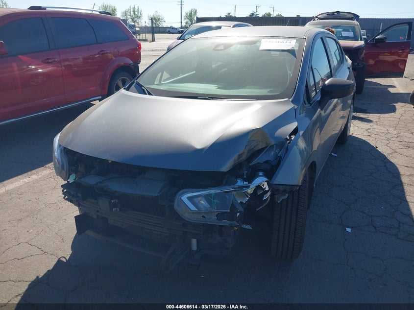 2020 Nissan Versa S Xtronic Cvt