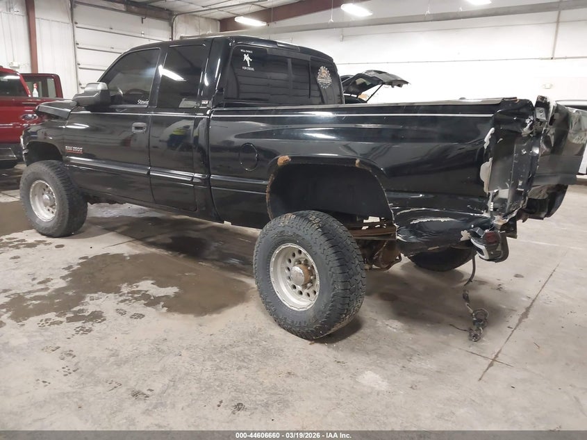 2001 Dodge Ram 2500 St