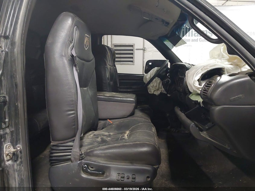 2001 Dodge Ram 2500 St