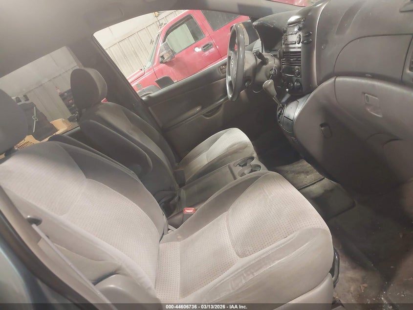 2008 Toyota Sienna Le