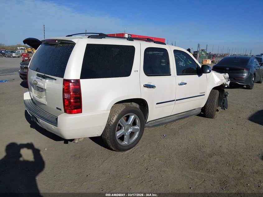 2012 Chevrolet Tahoe 5.3 Ltz white Lot 111044606841 Vin 1GNSCCE02CR140763