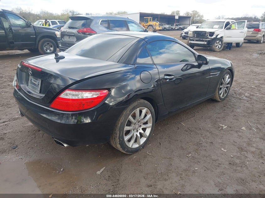 2016 Mercedes-Benz Slk 300