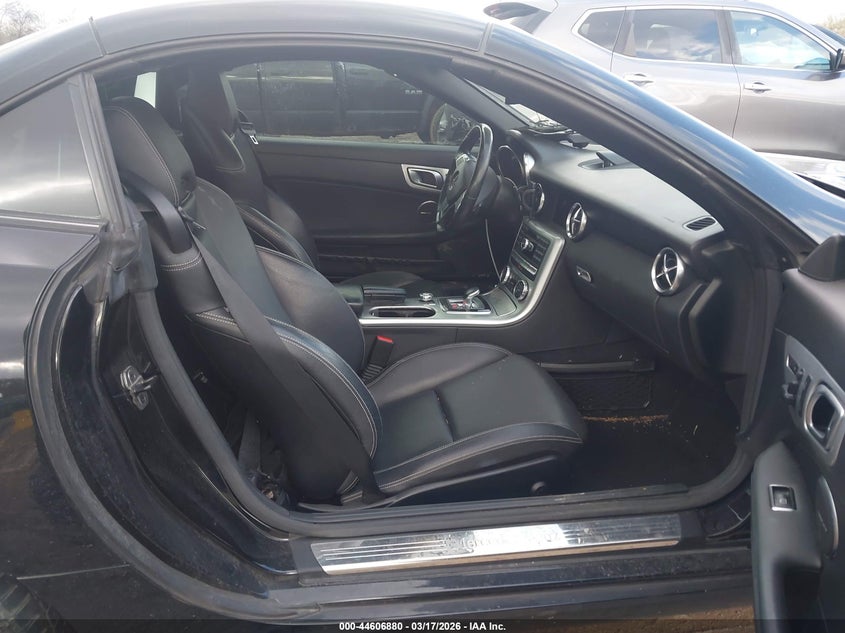2016 Mercedes-Benz Slk 300