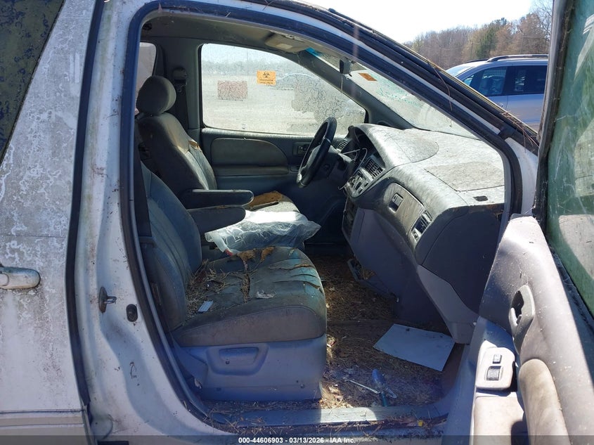 2000 Toyota Sienna Xle