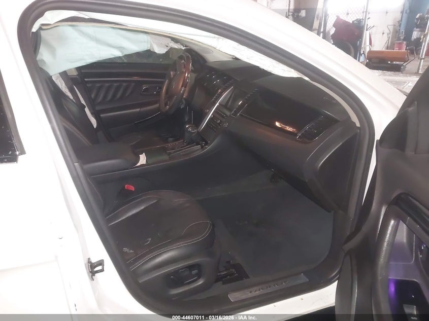 2011 Ford Taurus Limited