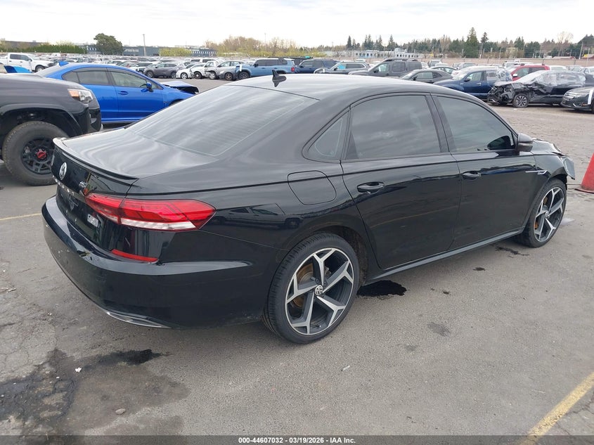 2020 Volkswagen Passat 2.0T R-Line