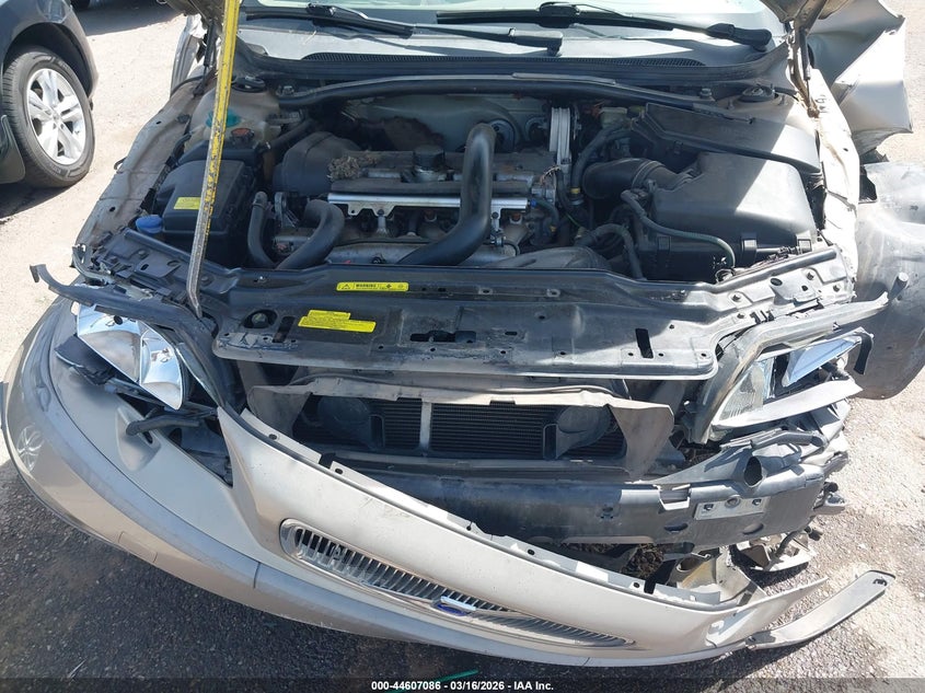 2003 Volvo V70 2.4T VIN: YV1SW58D832299364 Lot: 44607086