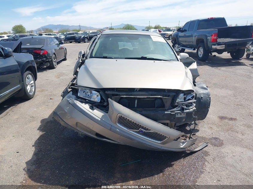 2003 Volvo V70 2.4T VIN: YV1SW58D832299364 Lot: 44607086