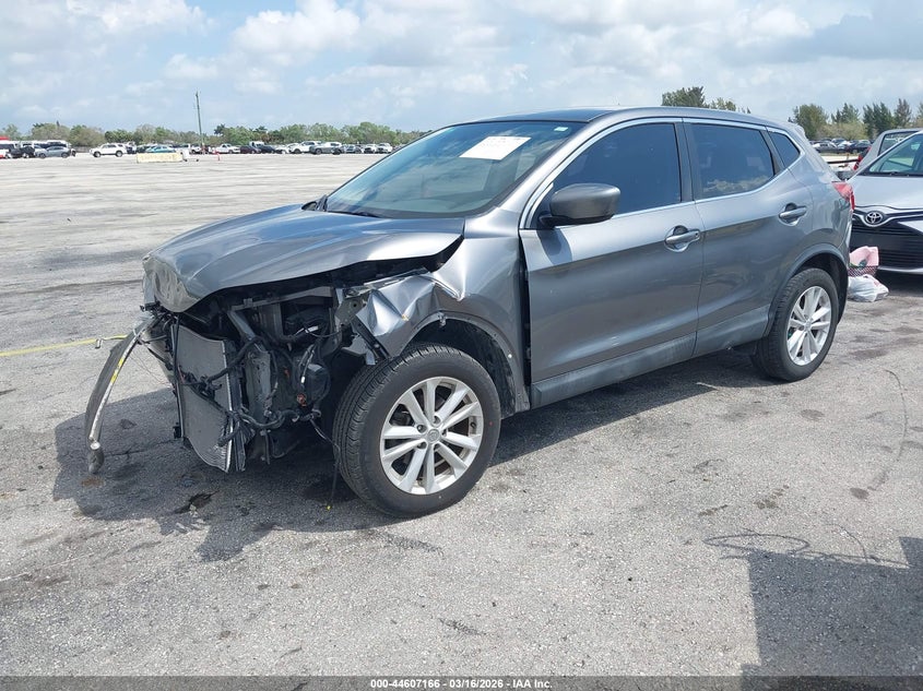 2017 Nissan Rogue Sport S