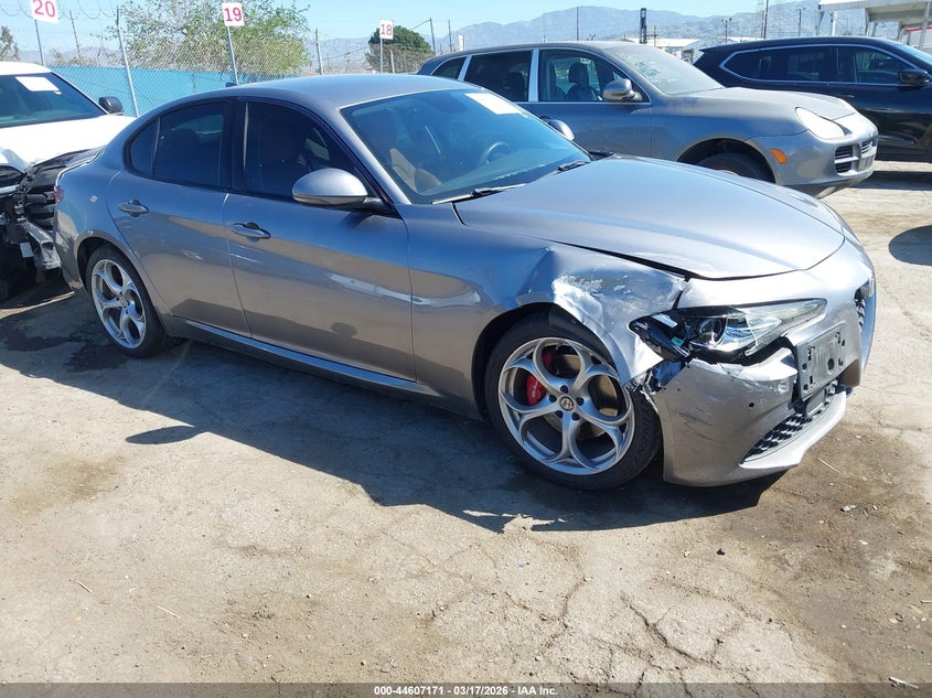 2019 Alfa Romeo Gulia