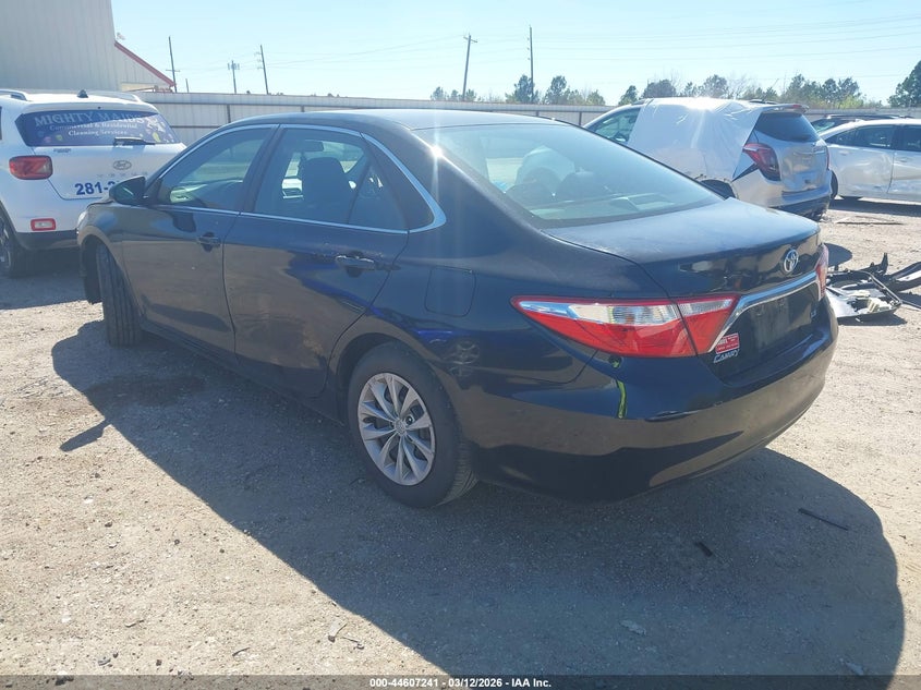 2016 Toyota Camry Le