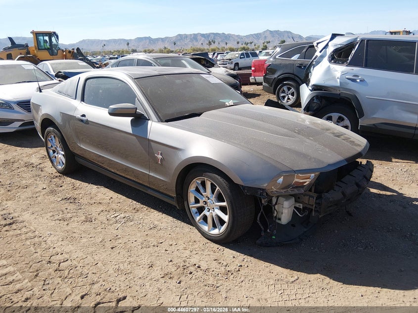 2010 Ford Mustang V6/V6 Premium
