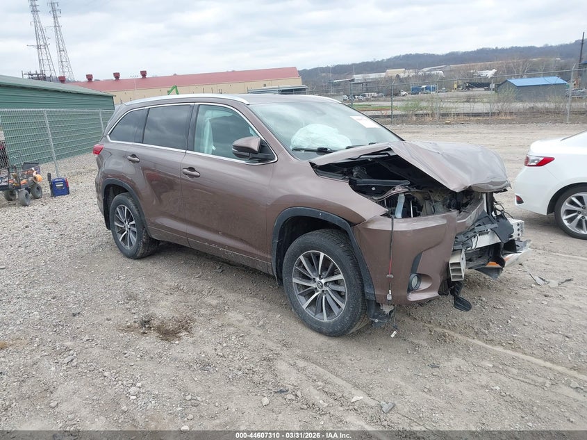 2017 Toyota Highlander Xle