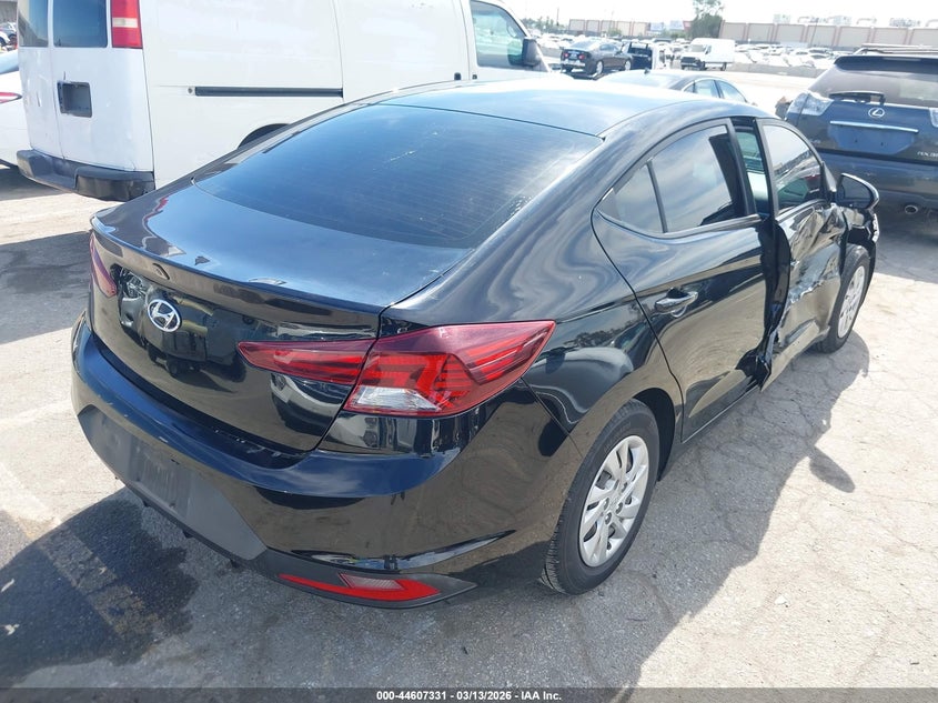2019 Hyundai Elantra Se