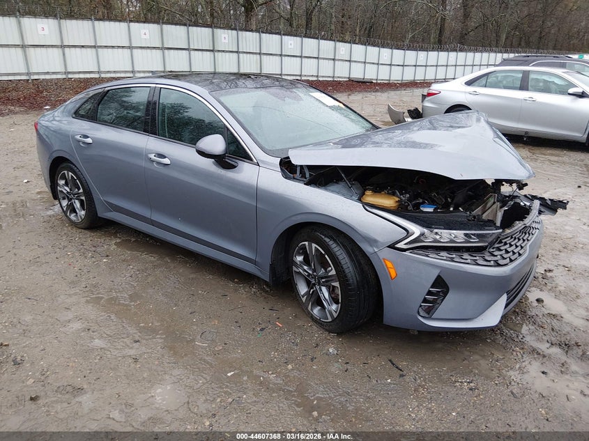 2022 KIA K5 EX