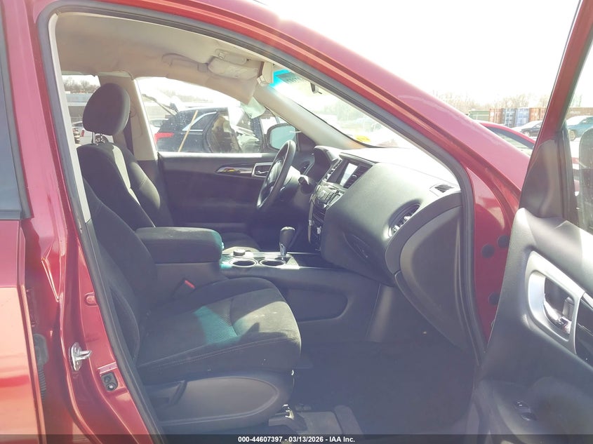 2016 Nissan Pathfinder Platinum/S/Sl/Sv