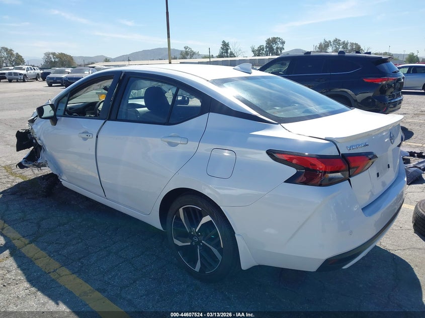 2024 Nissan Versa 1.6 Sr