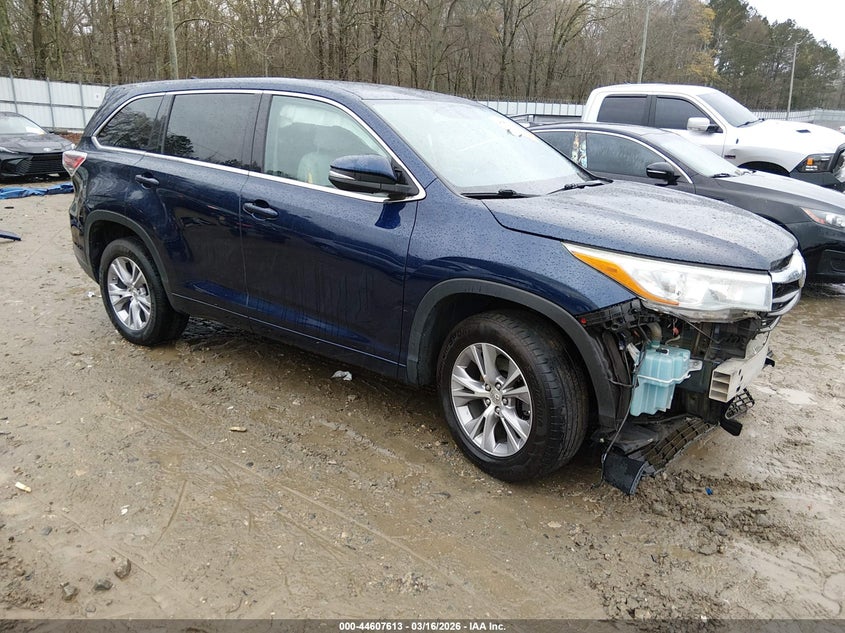 2015 Toyota Highlander Le Plus V6