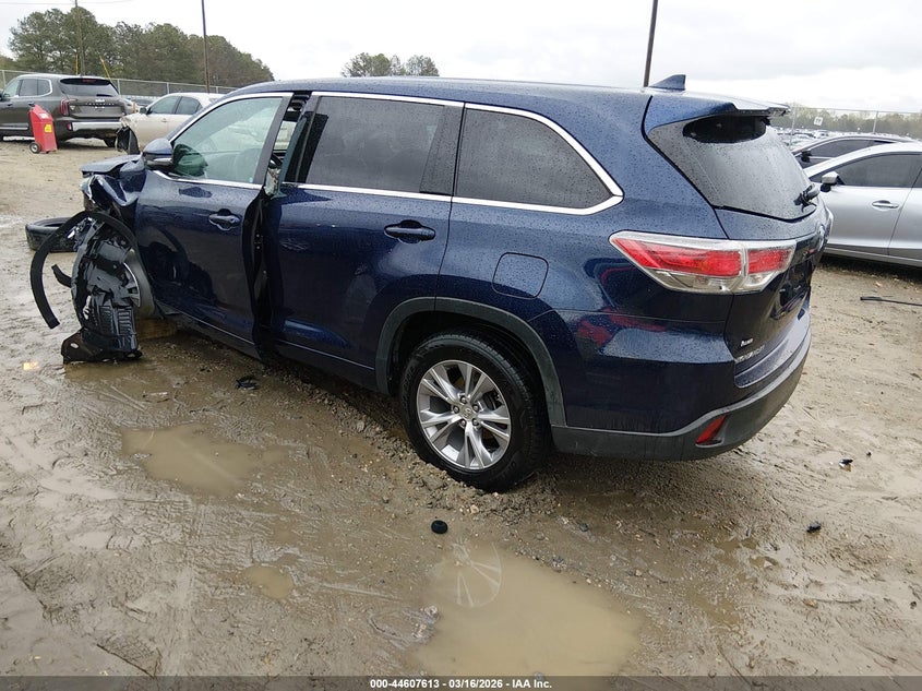 2015 Toyota Highlander Le Plus V6