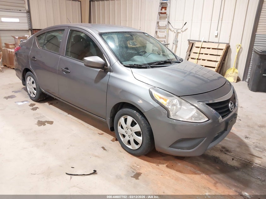 2018 Nissan Versa 1.6 S+