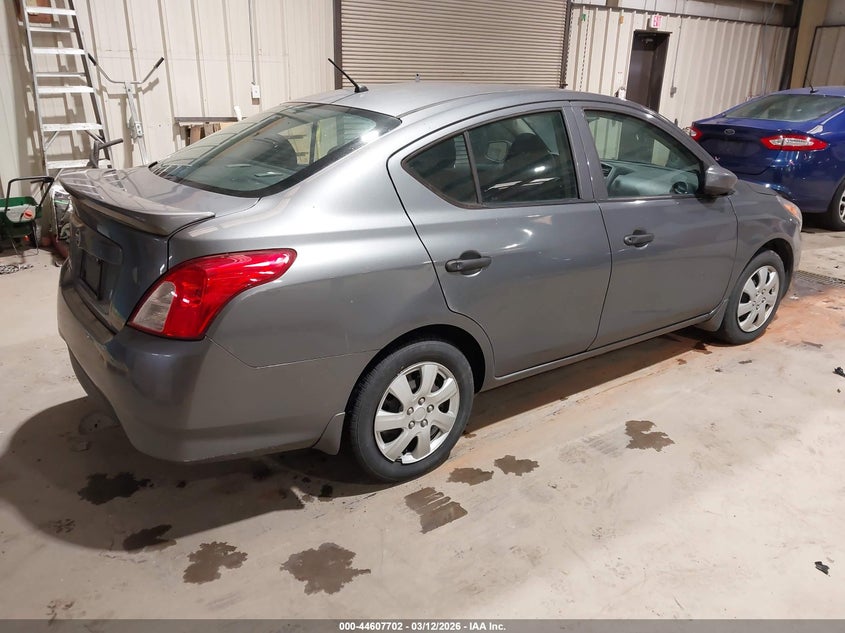 2018 Nissan Versa 1.6 S+