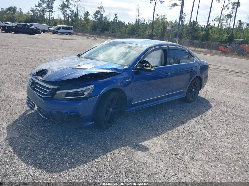 2017 Volkswagen Passat 1.8T R-Line