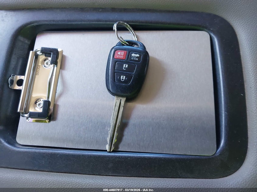 2017 Toyota Corolla Le VIN: 2T1BURHE3HC788968 Lot: 44607917