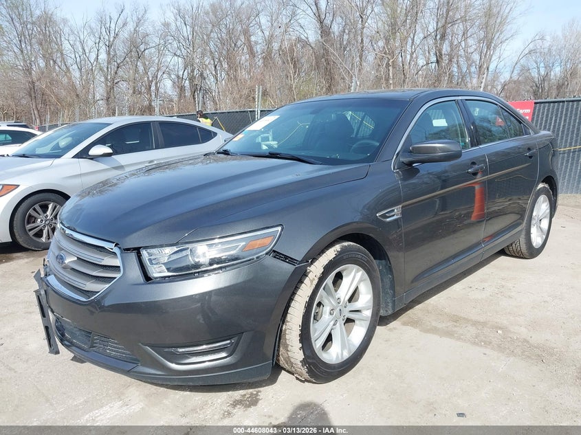 2016 Ford Taurus Sel