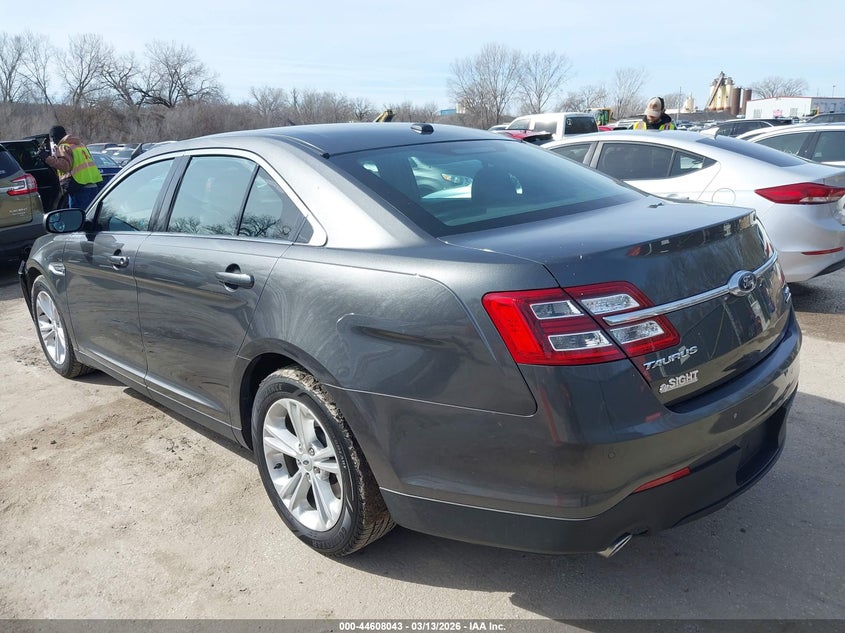 2016 Ford Taurus Sel