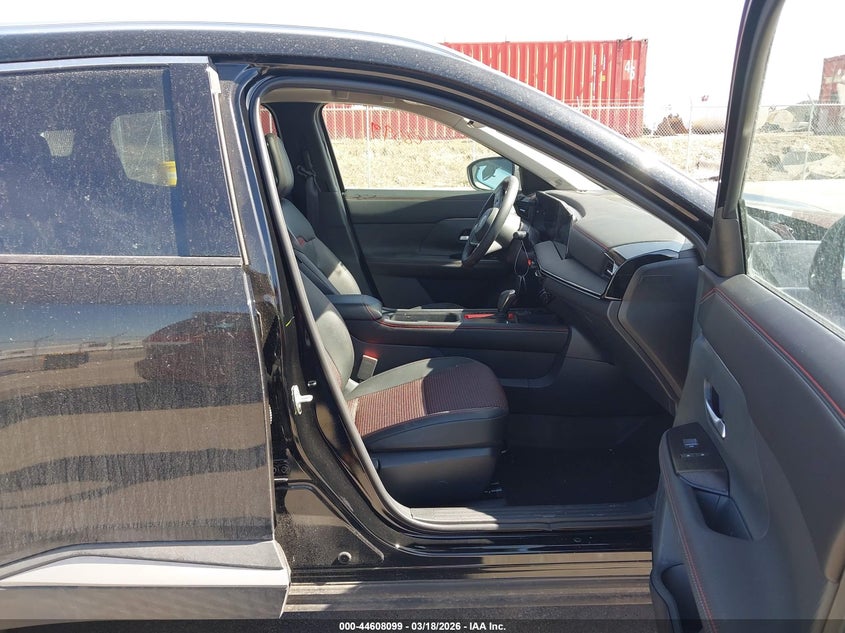 2025 Nissan Kicks Sr Intelligent Awd