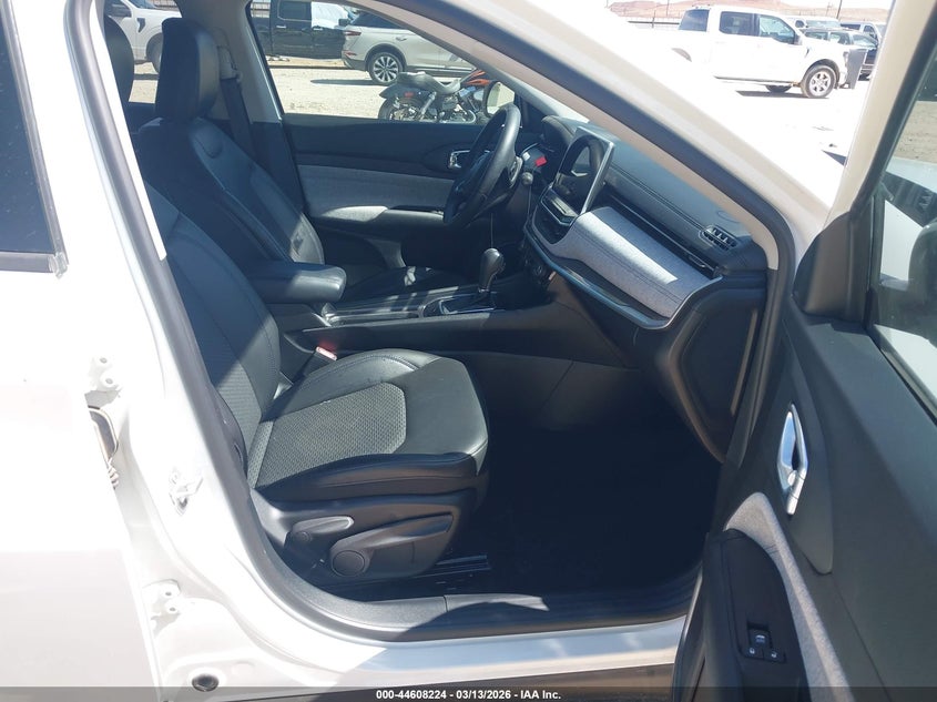 2022 Jeep Compass Latitude Fwd