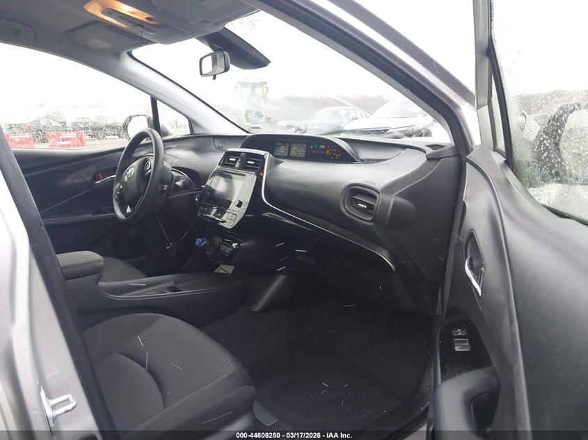 2019 Toyota Prius Le