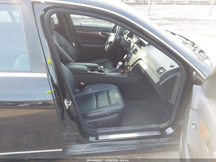 2009 Mercedes-Benz C 300 Luxury 4Matic/Sport 4Matic