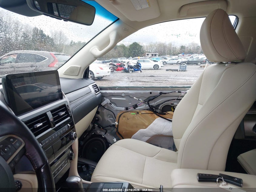 2023 Lexus 460 Premium