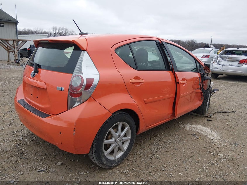 2013 Toyota Prius C Four